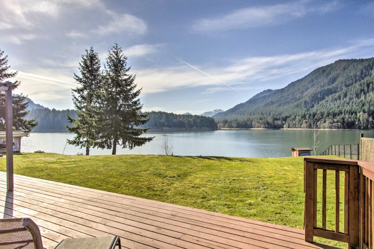 Lakefront Cabin With Stunning Mountain Views And Dock! Mineral Εξωτερικό φωτογραφία